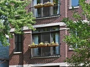 2150 W Addison St #2, Chicago, IL 60618