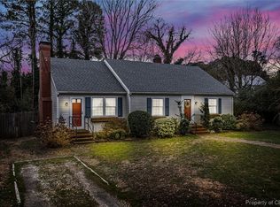 24 Dogwood Ln, Kilmarnock, VA 22482