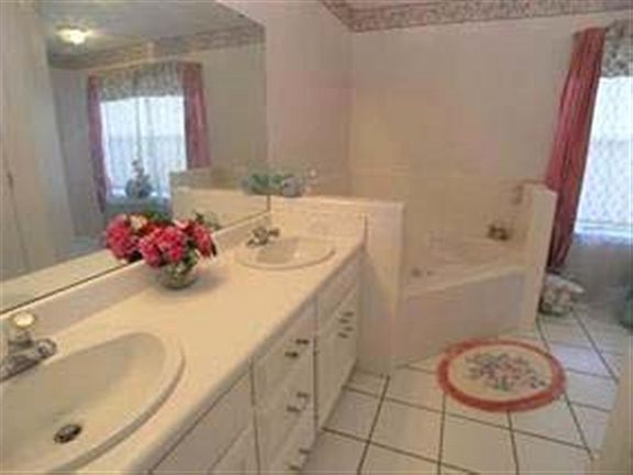 3rd image of 3072 Hawks Landing Dr