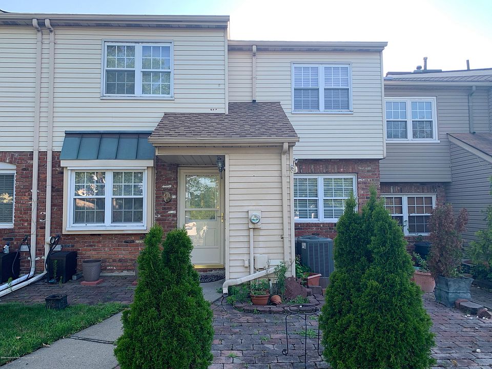 1st image of 6 E Revere Ln #C