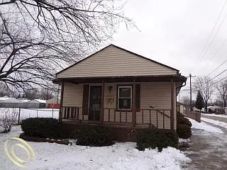 27304 Palmer Blvd photo 1