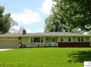 9133 Dorcas St, Omaha, NE 68124