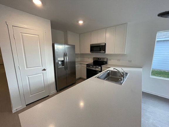 2nd image of 10024 Southwest Dr