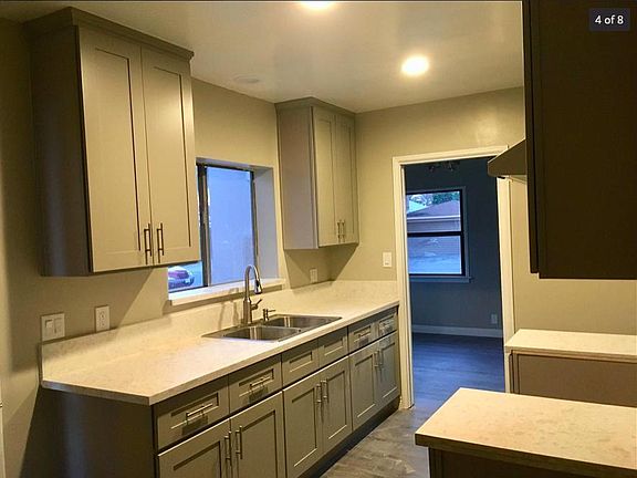 5th image of 5084 Sultana Ave