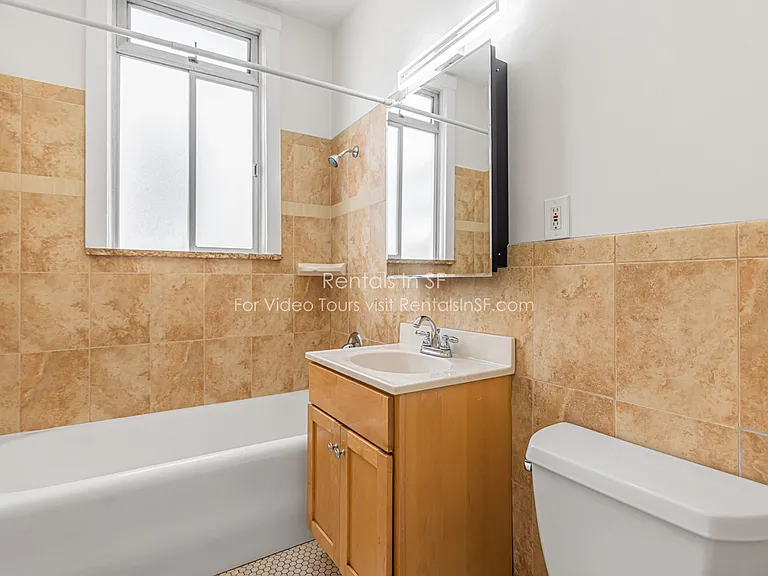 2925 Van Ness Ave #9 — Photo 15