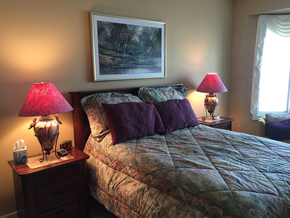 1st image of 3817 Crystal Waters Ln NE