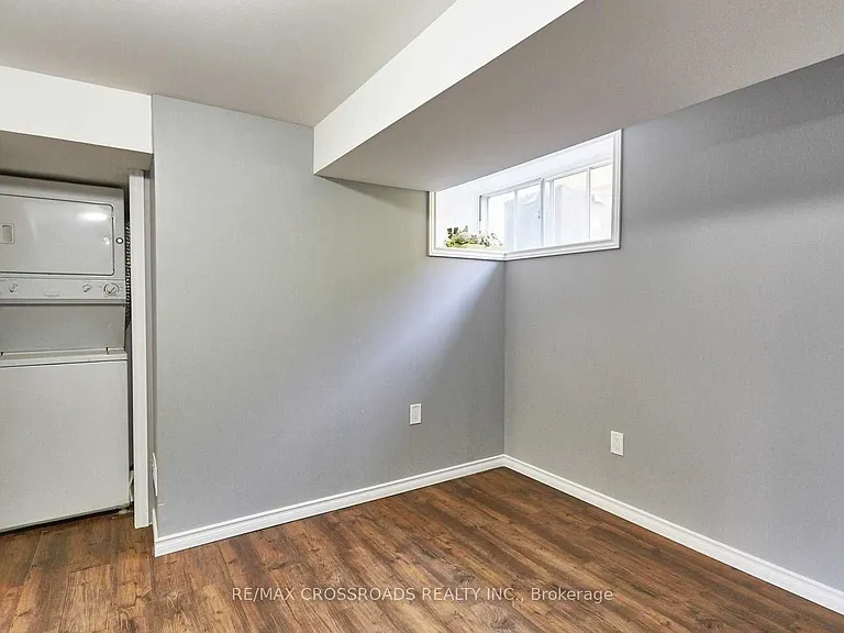 904 Crocus Cres #BASEMENT — Photo 7