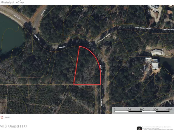 179 W Bay Dr, Lumberton, MS 39455