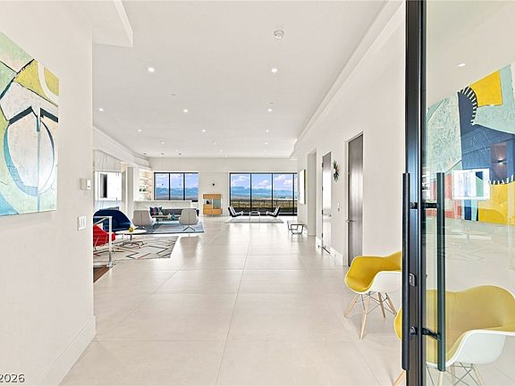 3rd image of 677 Overlook Rim Dr