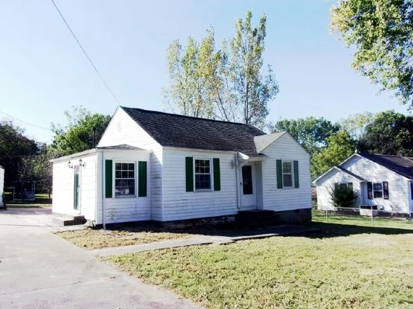 438 Choctaw St, Morristown, TN 37813