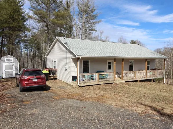 273 Deer Ridge Rd, Hillsville, VA 24343