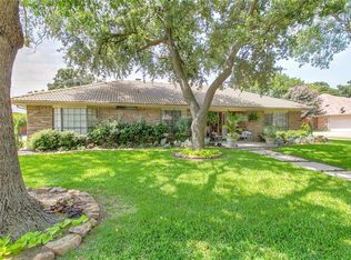 106 Carnoustie Dr, Trophy Club, TX 76262