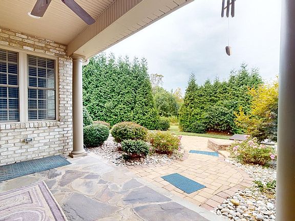5th image of 101 Beccan Ct