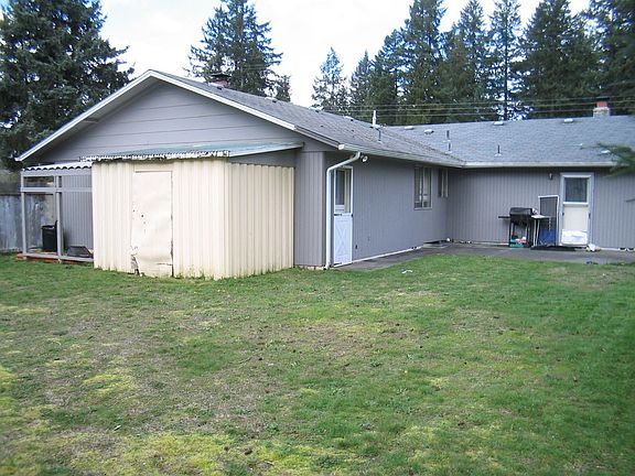 4th image of 310 Choker St SE