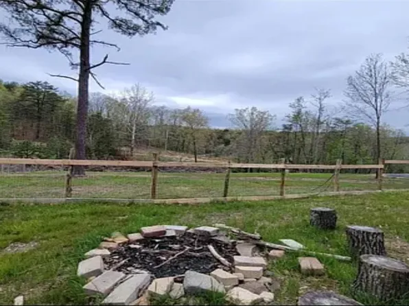 175 Shadow Brook Ln, Winchester, VA 22603