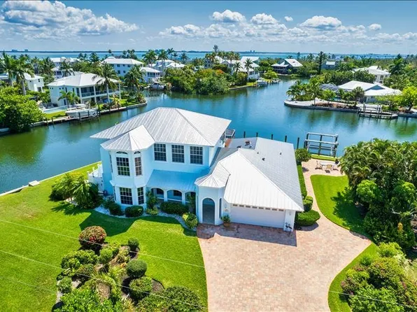 1690 Sabal Palm Dr, Sanibel, FL 33957