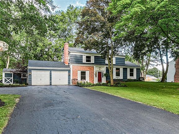 3rd image of 633 Bending Bough Dr