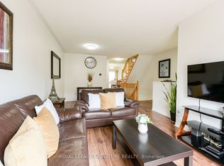 3020 Cedarglen Gate #21, Mississauga, ON L5C 4S7