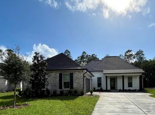 106 Lumen Loop, Freeport, FL 32439