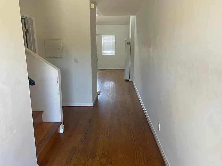 1302 Electric Ave #1302 — Photo 6