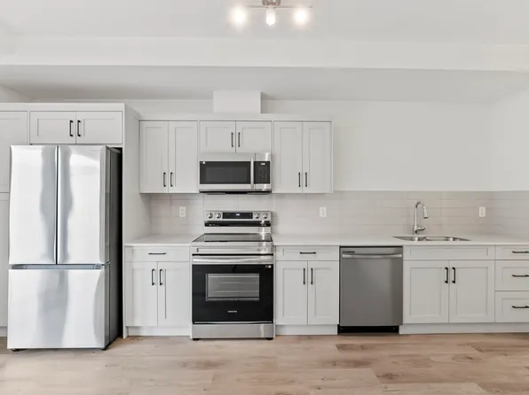 55 Lucas Blvd NW, Calgary, AB