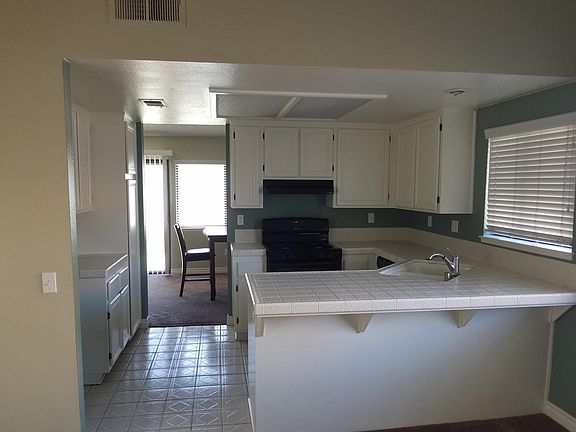 4th image of 15369 Los Estados St