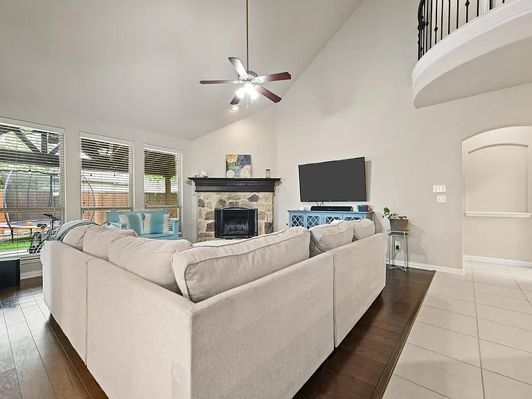10513 Sedalia Dr — Photo 15