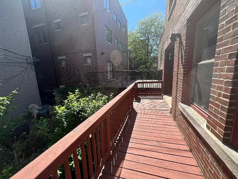 852 W Diversey Pkwy #1R — Photo 15