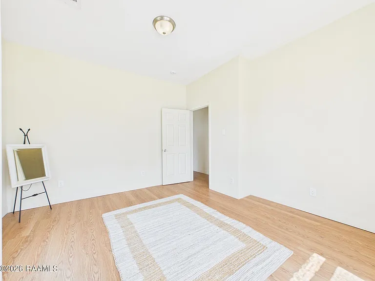 617 E Vermilion St #C — Photo 6