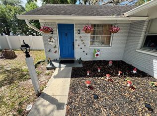 1407 College Park Ln, Tampa, FL 33612