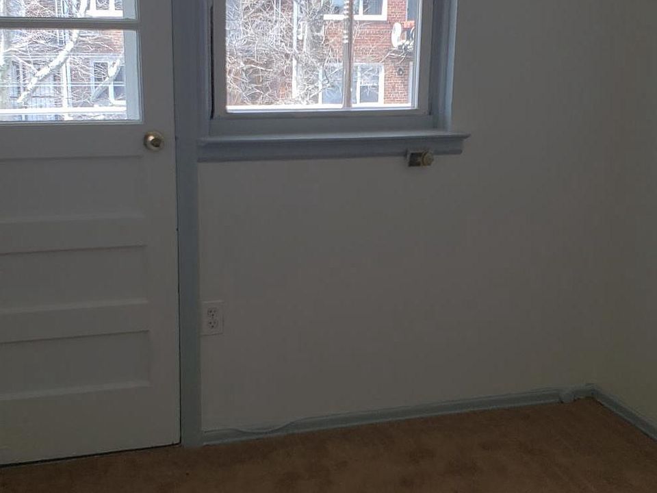 Main Floor Bedrm