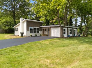 121 Hill Dr NE, Abingdon, VA 24210