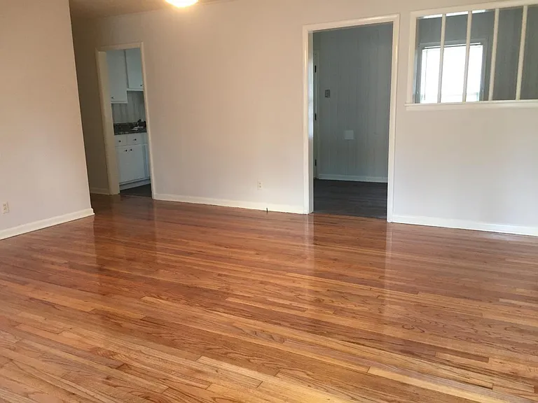 2314 12th Ave — Photo 11
