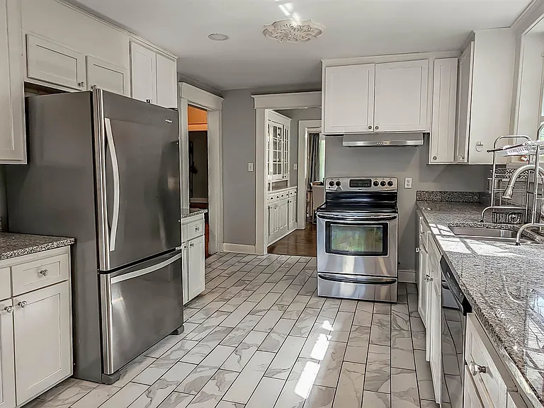 1389 Agnes Pl — Photo 15
