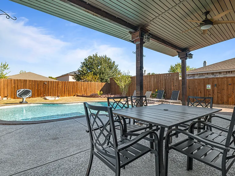 2317 Birch Dr — Photo 37