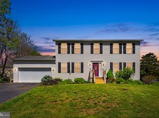 245 Baer Oak Dr, Maurertown, VA 22644