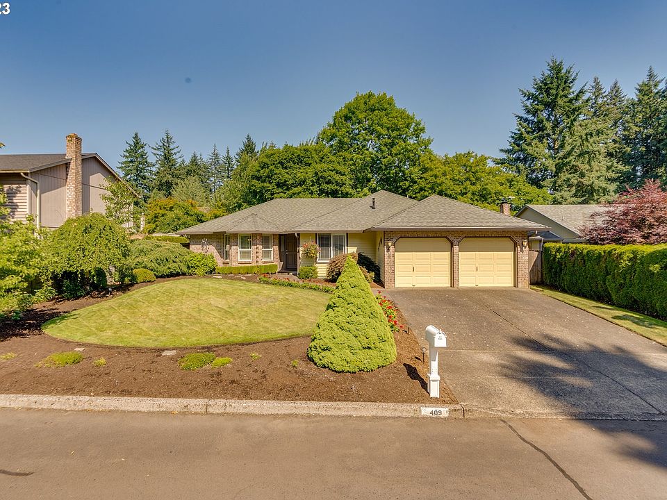 1st image of 409 NE 138th Ave
