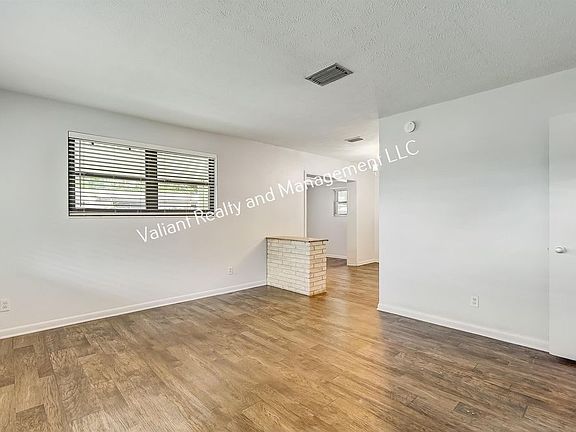 5th image of 6732 Watoma St