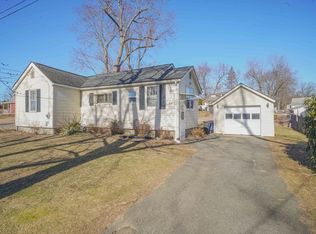 27 Fairview St, East Longmeadow, MA 01028
