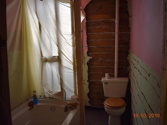 5th image of 535 Martin Luther King Dr