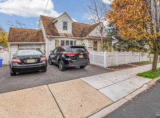 401 5th St, Carlstadt, NJ 07072