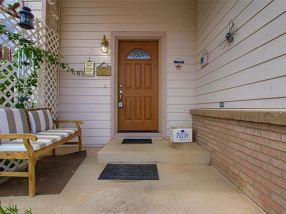 3rd image of 8656 Chancellor Dr