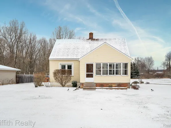 11166 Plank Rd, Milan, MI 48160