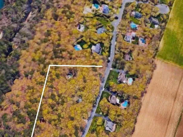 131 Old Country Road, Speonk, NY 11972
