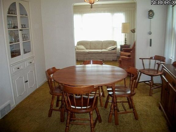 3rd image of 16302 Bradgate Ave