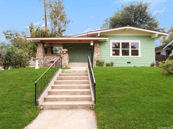 902 W SUMMIT AVENUE, San Antonio, TX 78201