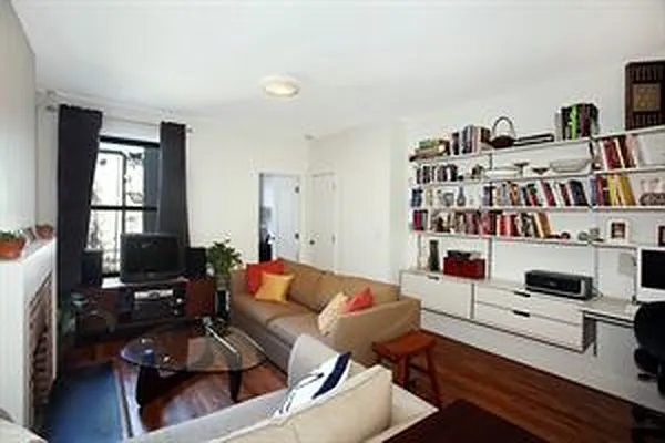 Sold by Douglas Elliman | media 24