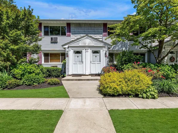 211 Terry Road #16B, Smithtown, NY 11787