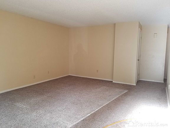 3rd image of 8302 Stoner Ln SE