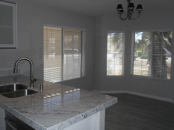 5th image of 3356 E Kelton Ln